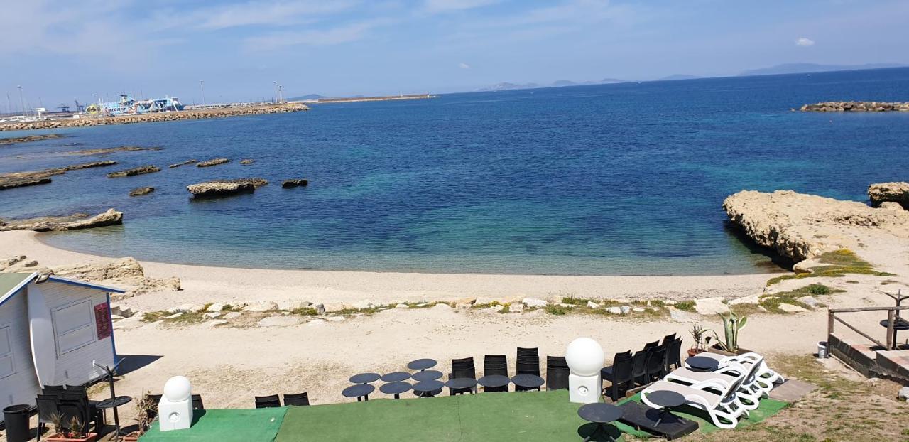 Suite Guesthouse A Pochi Passi Dal Mare Сасари Екстериор снимка