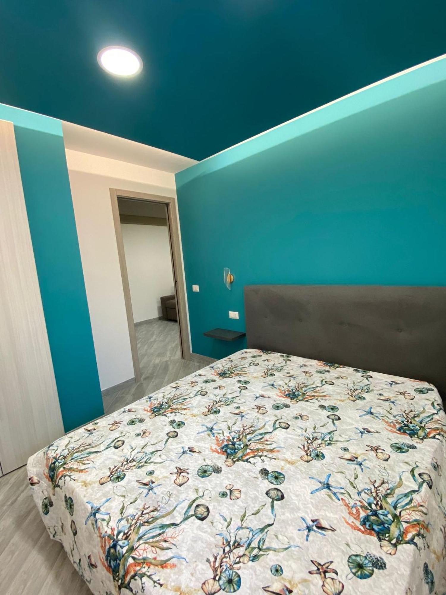 Suite Guesthouse A Pochi Passi Dal Mare Сасари Екстериор снимка